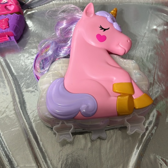 Polly pocket something sweet cupcake, rainbow unicorn salon and flamingo party - Picture 2 of 11